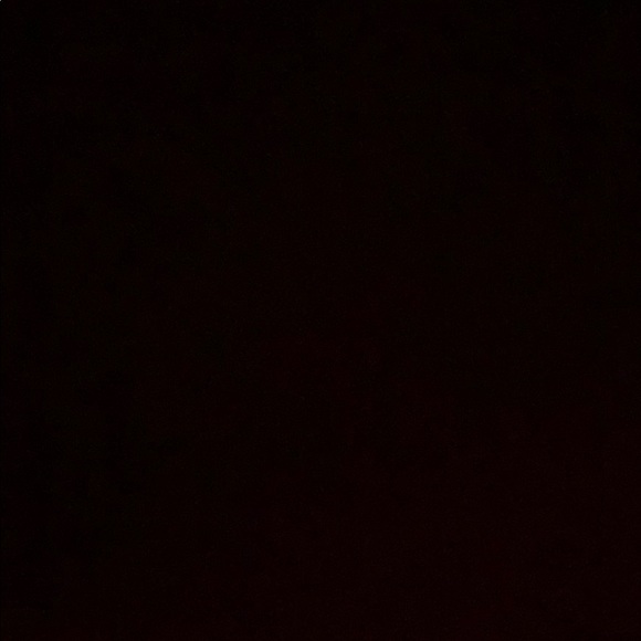 Meet your Posher, Becca - Picture 1 of 1